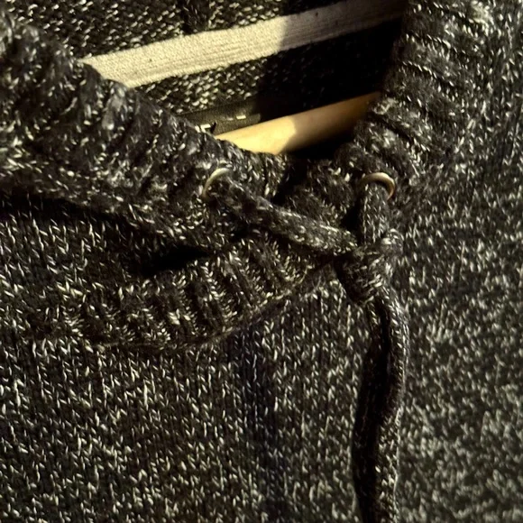 Commerce - Black Hooded Sweater with Plush Knit - Picture 3 of 6